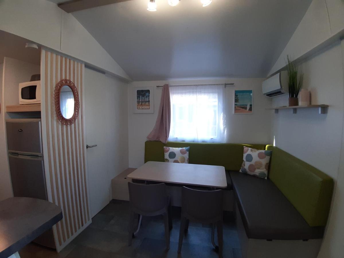 Mobil Home 4 6 Pers Climatise Camping Eurolac Aureilhan  Екстериор снимка